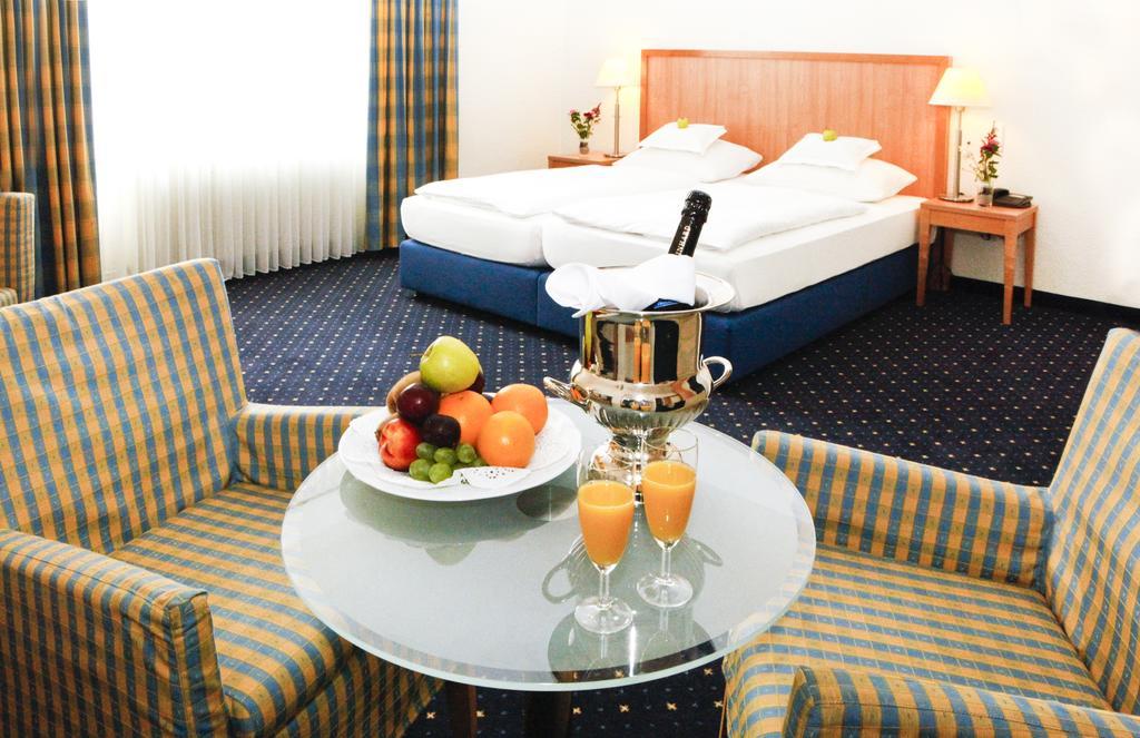 Hotel Restaurant Ueberwasserhof Munster  Pokój zdjęcie
