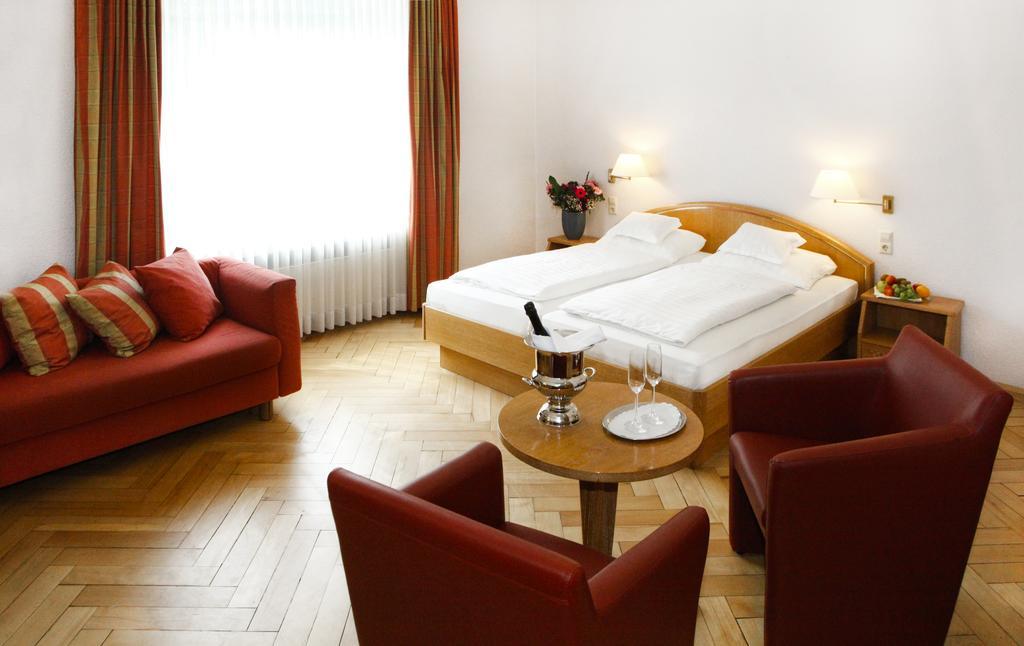 Hotel Restaurant Ueberwasserhof Munster  Pokój zdjęcie